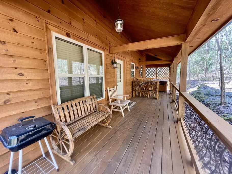 2 Bed Cabin Hot Tub Close To Helen #16 Exterior foto